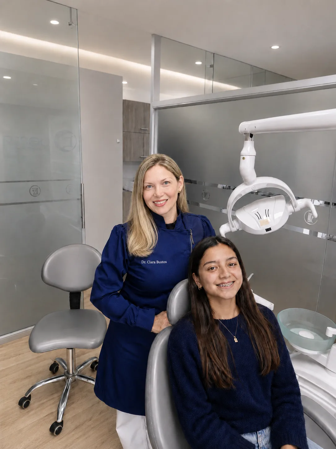 Dr. Clara Bustos with a patient — Orthodontist in Barranquilla, Colombia